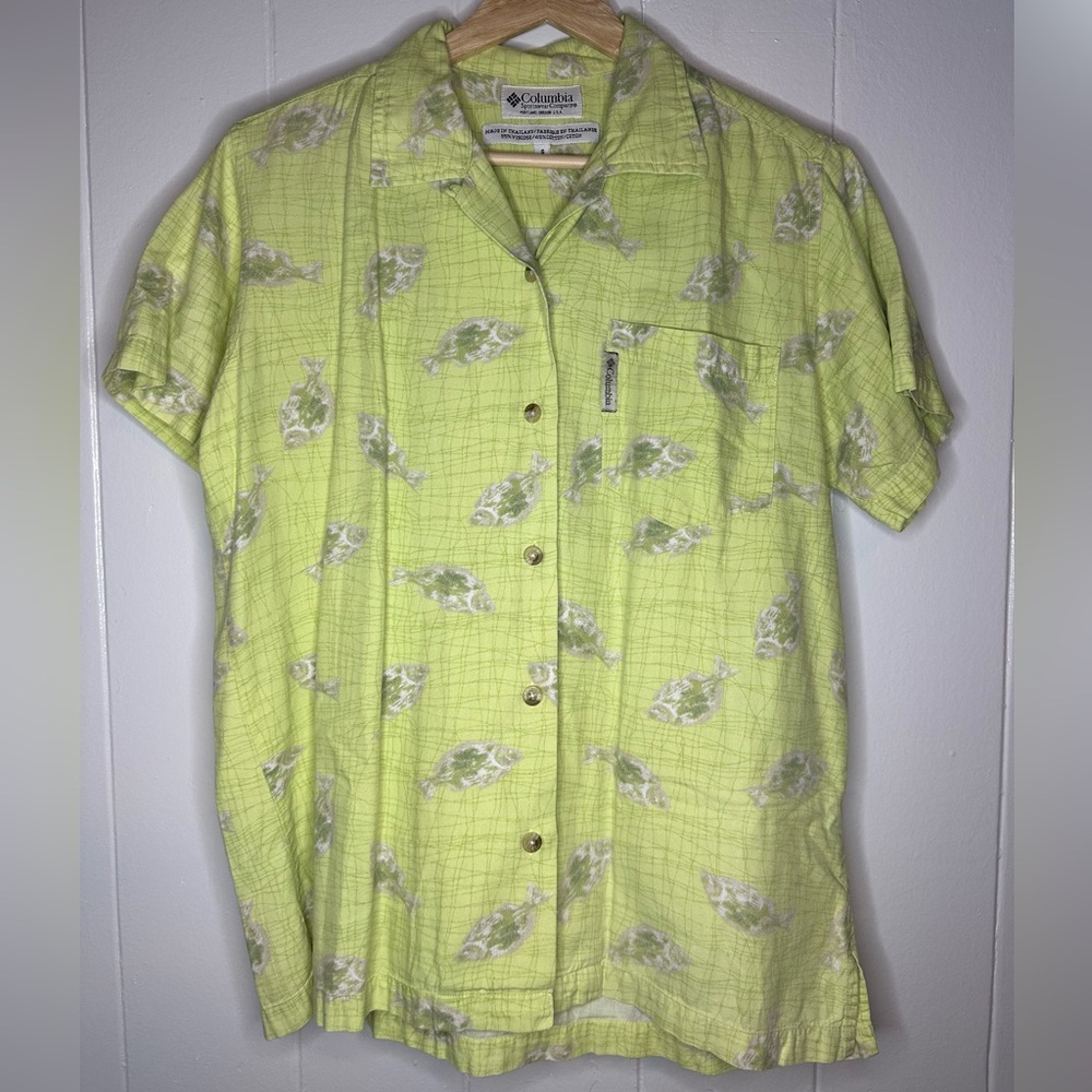 Vintage Columbia Sportswear Fish Print Button-Up Shirt Green Women’s Small